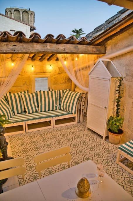 Appartement-Terrasse Centre Historique Uzès Extérieur photo