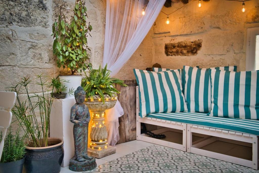 Appartement-Terrasse Centre Historique Uzès Extérieur photo